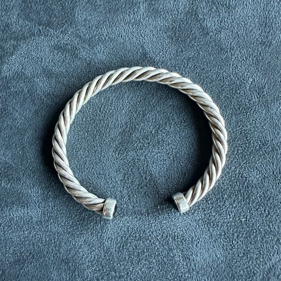 David Yurman Cable Cuff Bracelet w/ Sterling Silver & Black Onyx - Medium - Picture 15 of 16